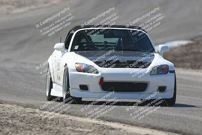 media/Oct-18-2025-Speed Ventures (Sat) [[8b3b7cf525]]/Yellow/Session 2 (Phil Hill)/